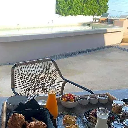 Elements Cozy - Santorini Hotel